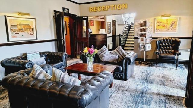 Hotel The Brocket Arms Wetherspoon Wigan Esterno foto
