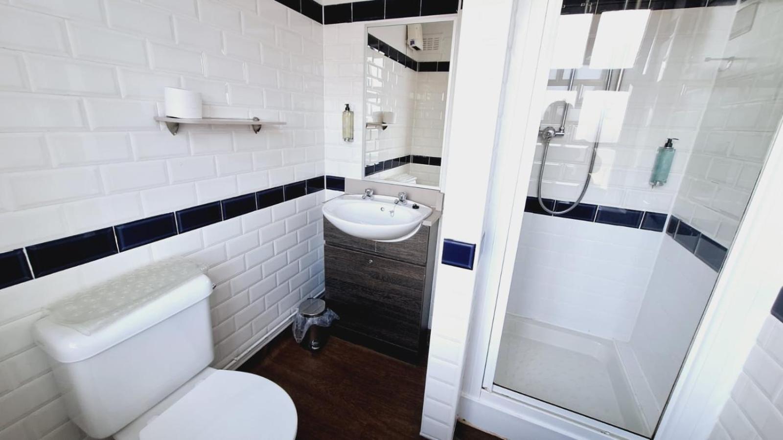 Hotel The Brocket Arms Wetherspoon Wigan Esterno foto